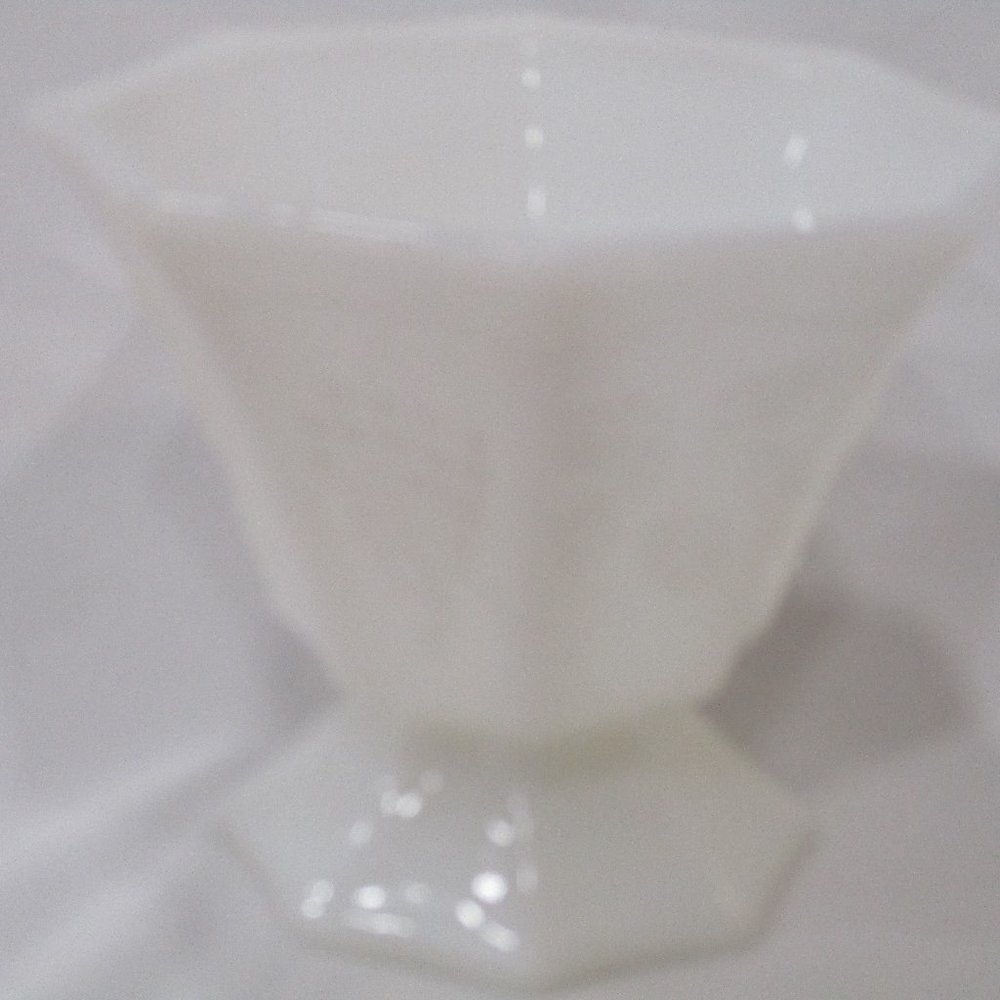 vintage Anchor Hocking footed compote/vase
